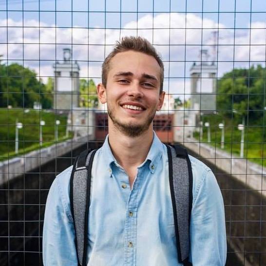 Максим Левченко