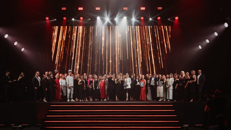 qahtbsaunv40ohekwhm8b1r03a35urza