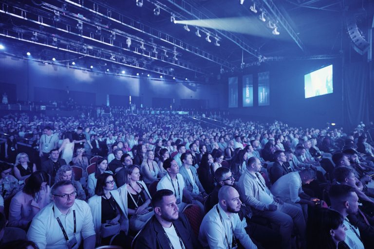 7b5f1db1e4001c402c05fe1e2139e652_user_pic-1