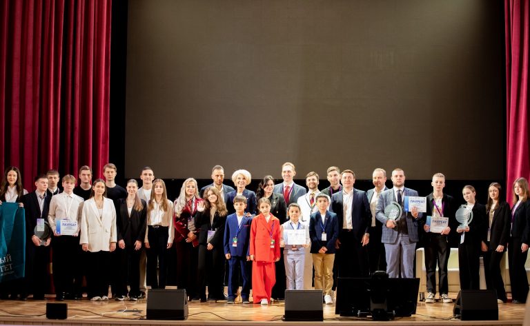 0792dc7edf296b2c488ecdb1d64b83e1_user_pic-1